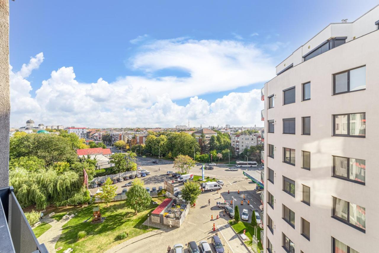 Ari - Ared Luxurious Apartments With Balcony & Free Parking Арад Екстериор снимка