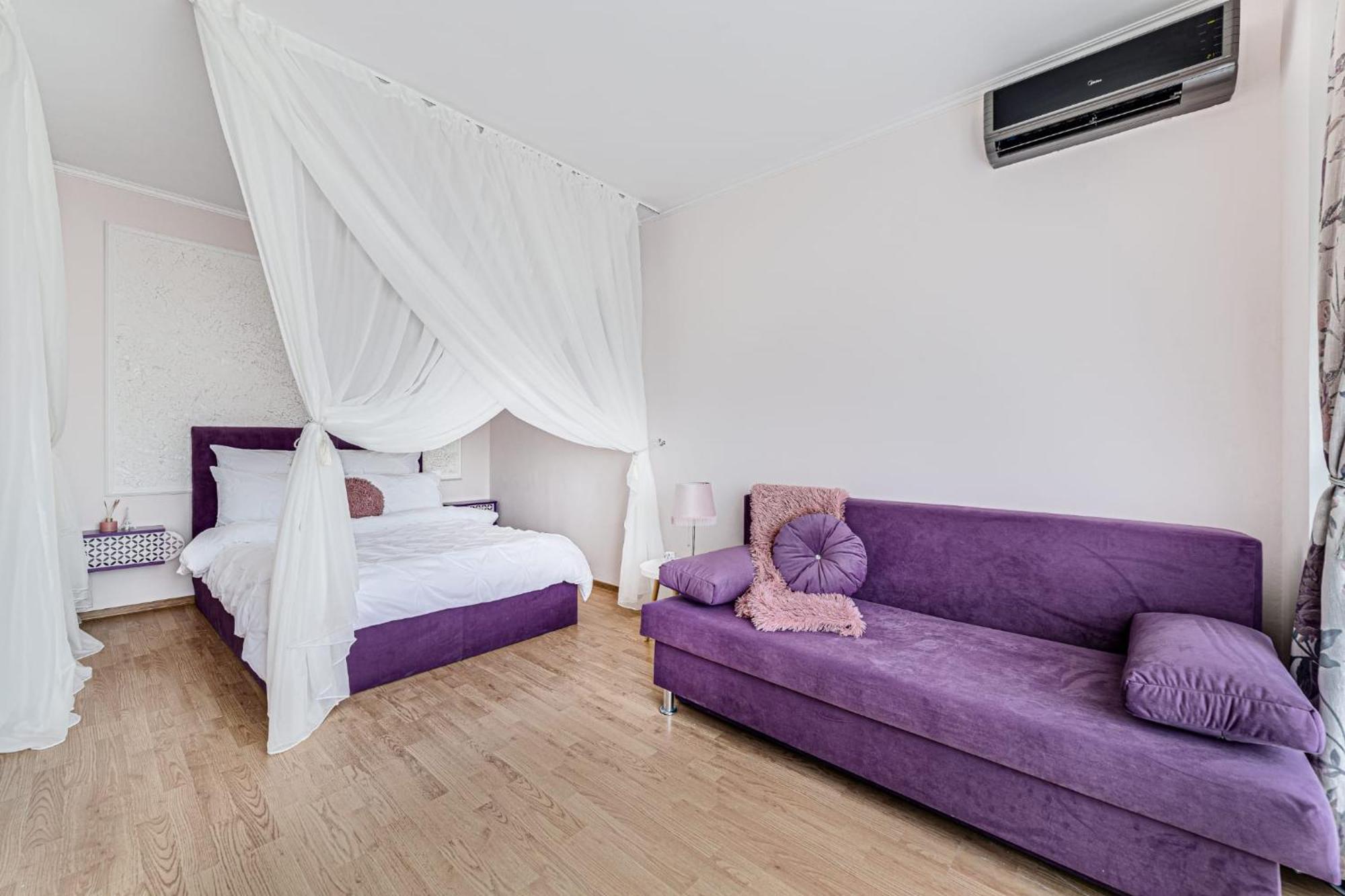 Ari - Ared Luxurious Apartments With Balcony & Free Parking Арад Екстериор снимка