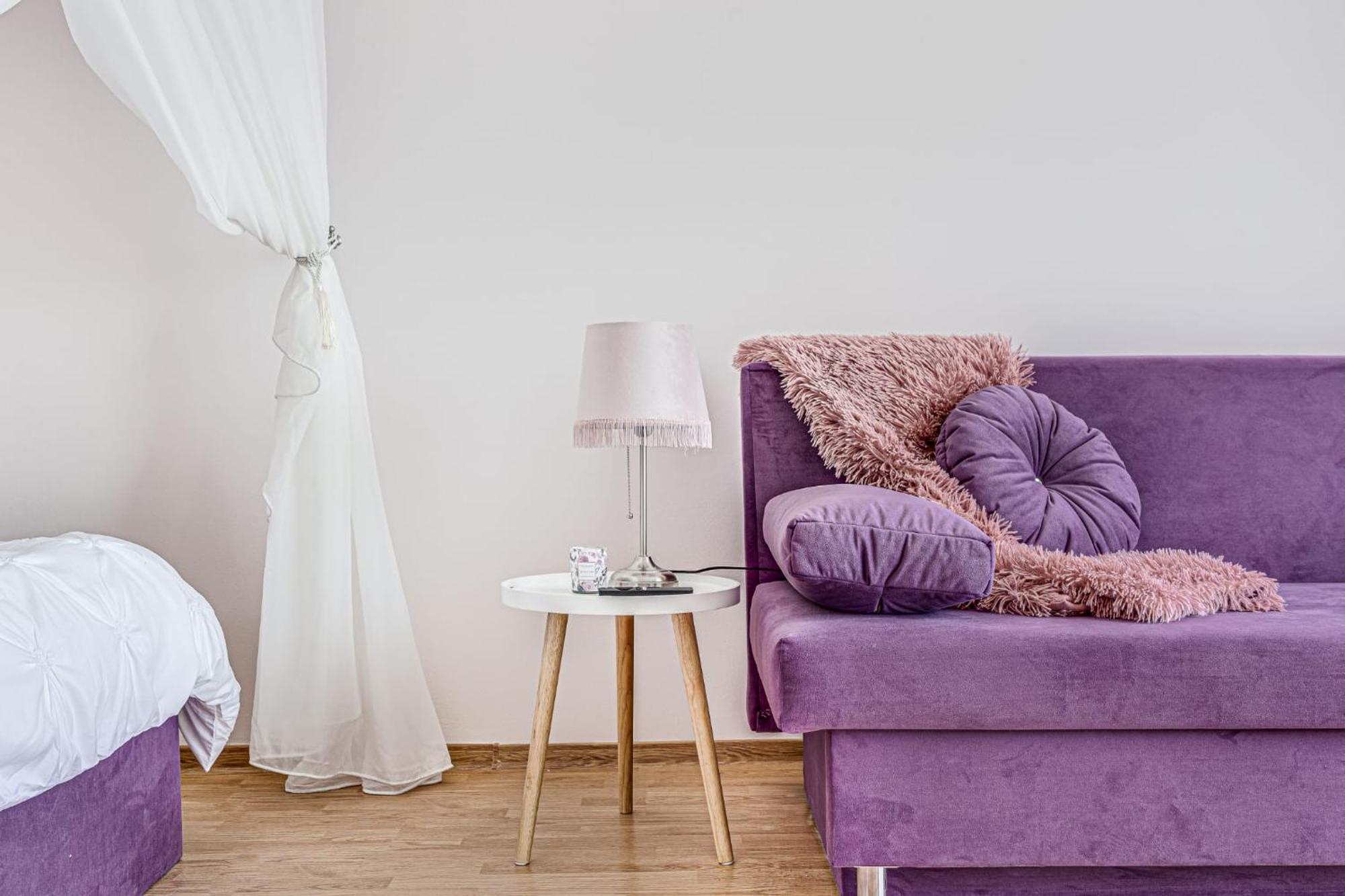Ari - Ared Luxurious Apartments With Balcony & Free Parking Арад Екстериор снимка